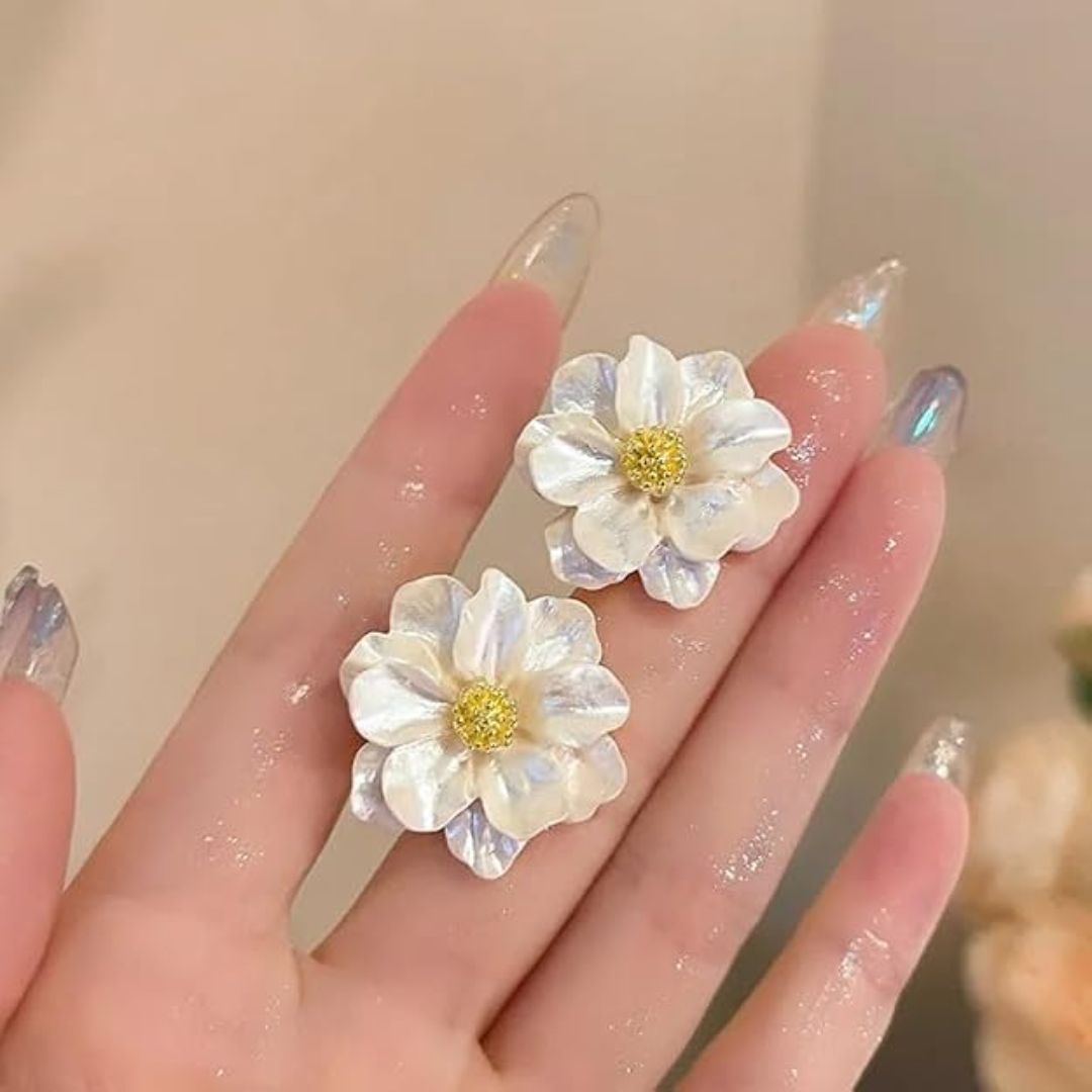 Pearl Flower Stud Earrings | Gold-Center Floral Earrings