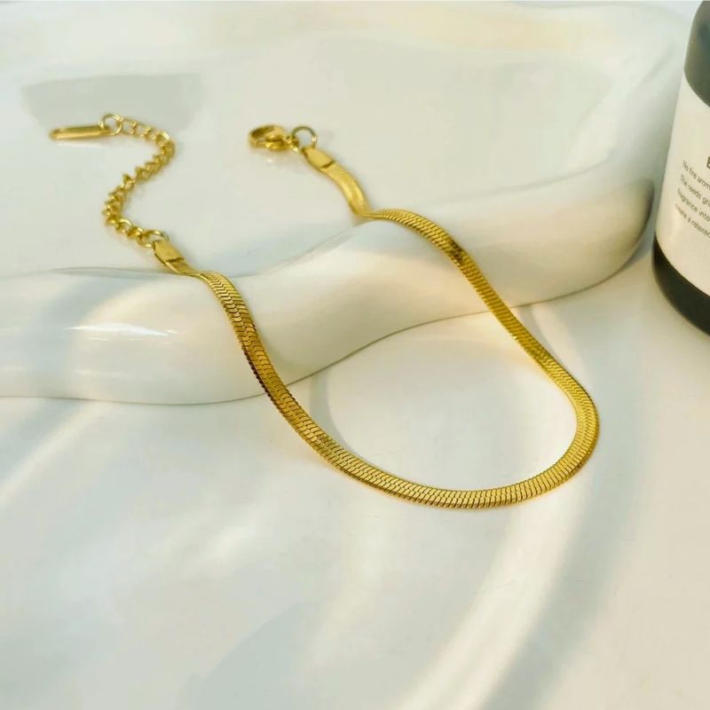 Sleek Gold Snake Chain Anklet
